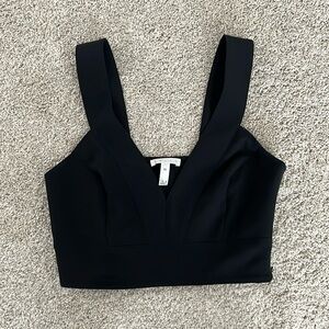 Leith black v-neck crop top